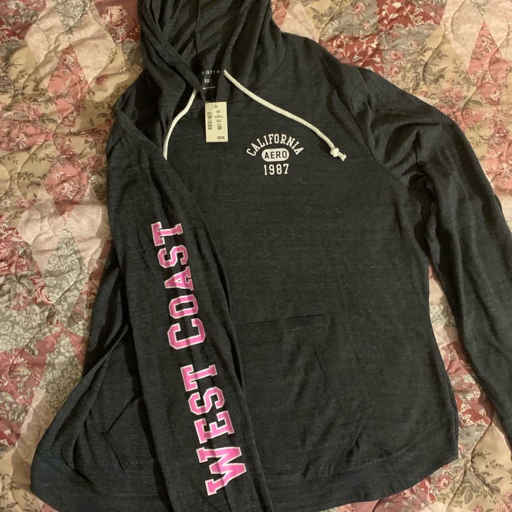 Aeropostale long sleeve top w/ hood & pocket!!